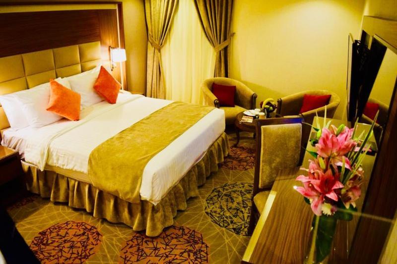 Golden Tulip Al Nasiriah Hotel Riyadh Bagian luar foto